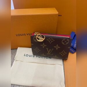 Louis Vuitton Lisa wallet